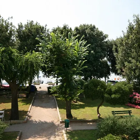 Apartament By The Sea Punat, Krk - 5564 *