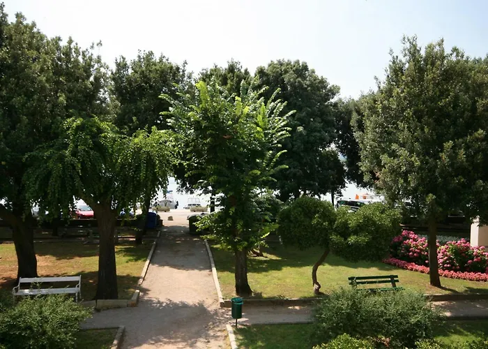 Appartement By The Sea Punat, Krk - 5564 *
